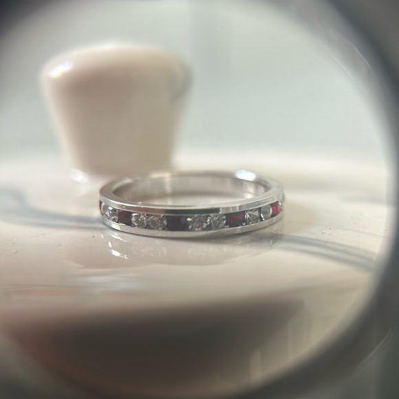 Vintage Silver 925 Stackable ring size 6.5 Ruby Red Stones - Picture 10 of 11